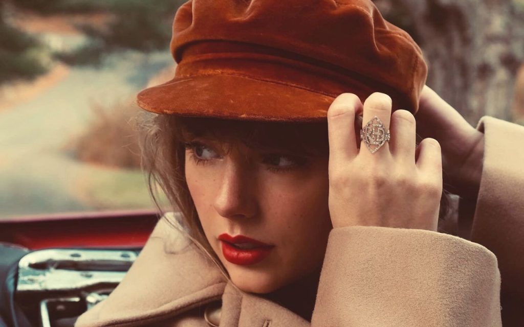 Taylor Swift / RED TAYLOR'S Version 7in CD Deluxe Edition